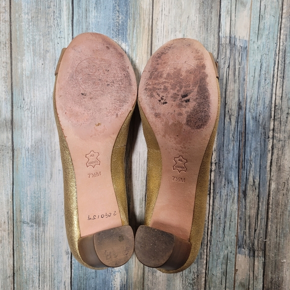 Tory Burch Paulina Heels Shoes. - Picture 6 of 10